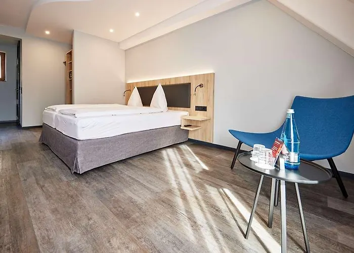 酒店 Zum Roten Baeren 弗赖堡