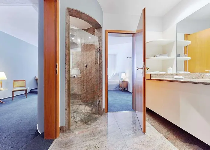 Zum Roten Baeren * 弗赖堡